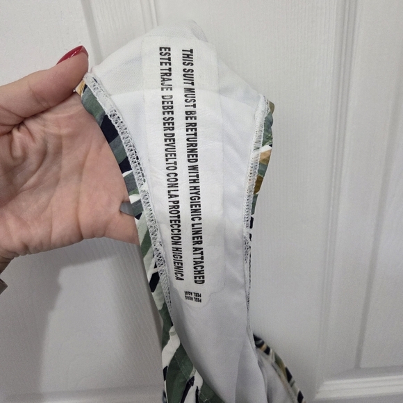 Hurley Woman One -Piece UPF 50+ Stretchy Green Palm Tropical Swimsuit Size XXL - Picture 9 of 9